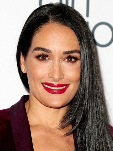 Nikki Bella Unstoppable - Lumee